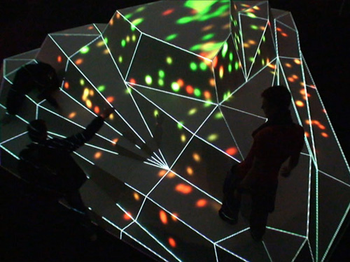 : origamiroom: whitevoid: polygon playground