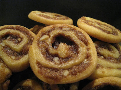 cinnamon swirl cookies