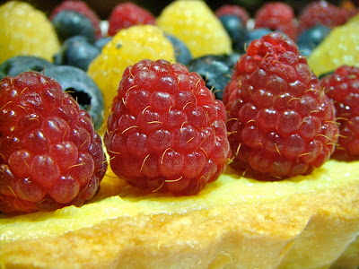Ricotta cheese tart with berries