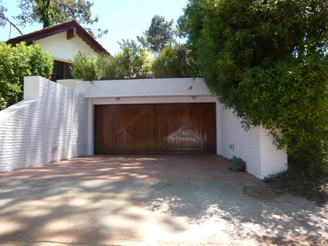 Las cuatro estaciones: garage para 3 autos