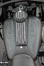 Freehand Pinstriping