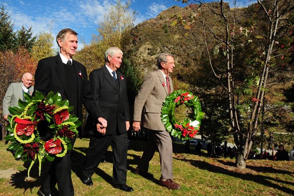 [Wreaths©NicoleBarker.jpg]