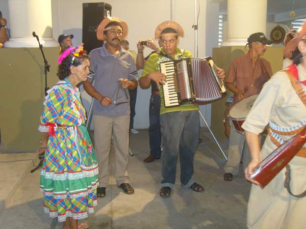 [Nome+dos++musicos.jpg]