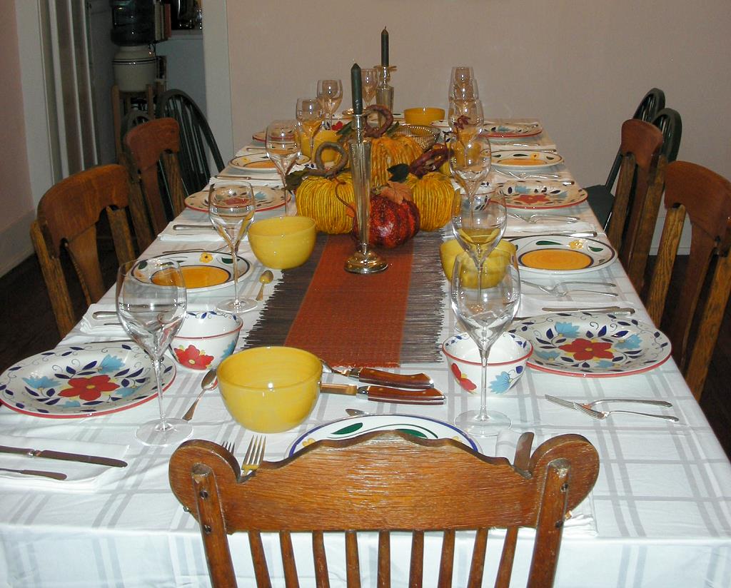clipart thanksgiving table - photo #40