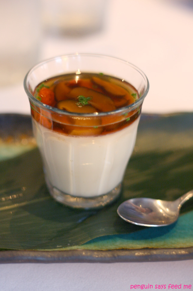 Penguin says Feed Me Rise, Darlinghurst