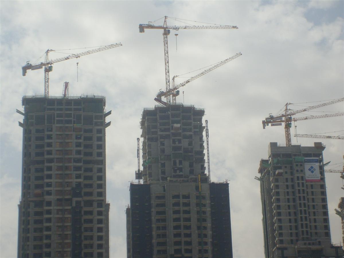 [S7000894-707590.JPG]