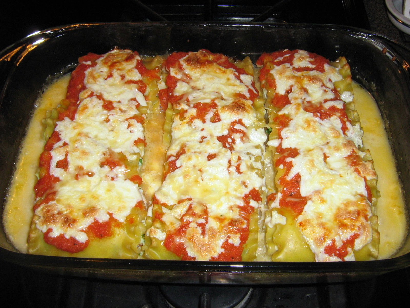 Janis Cooks Lasagna Rolls