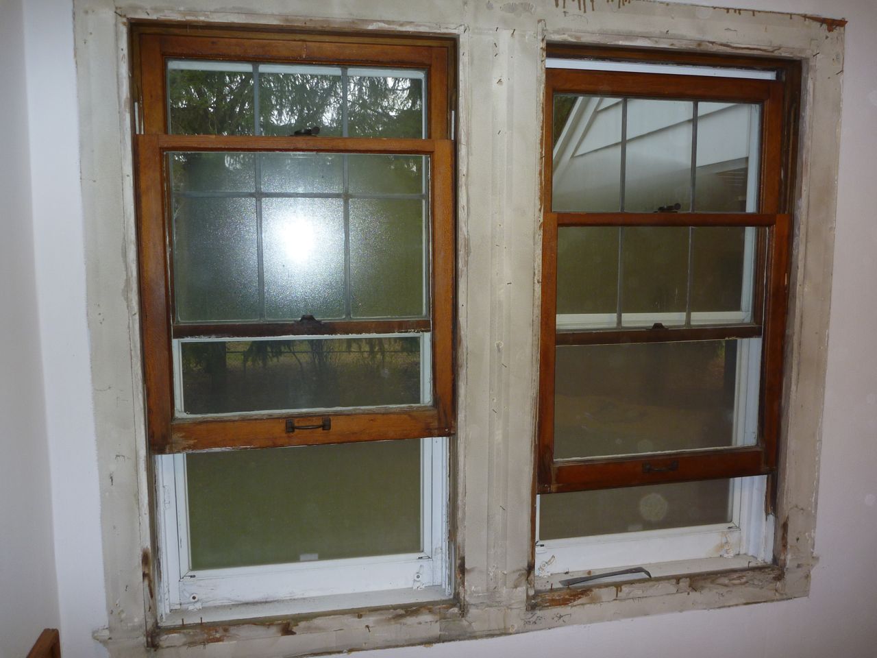 How to Install Full Frame Replacement WIndows Remove the casings