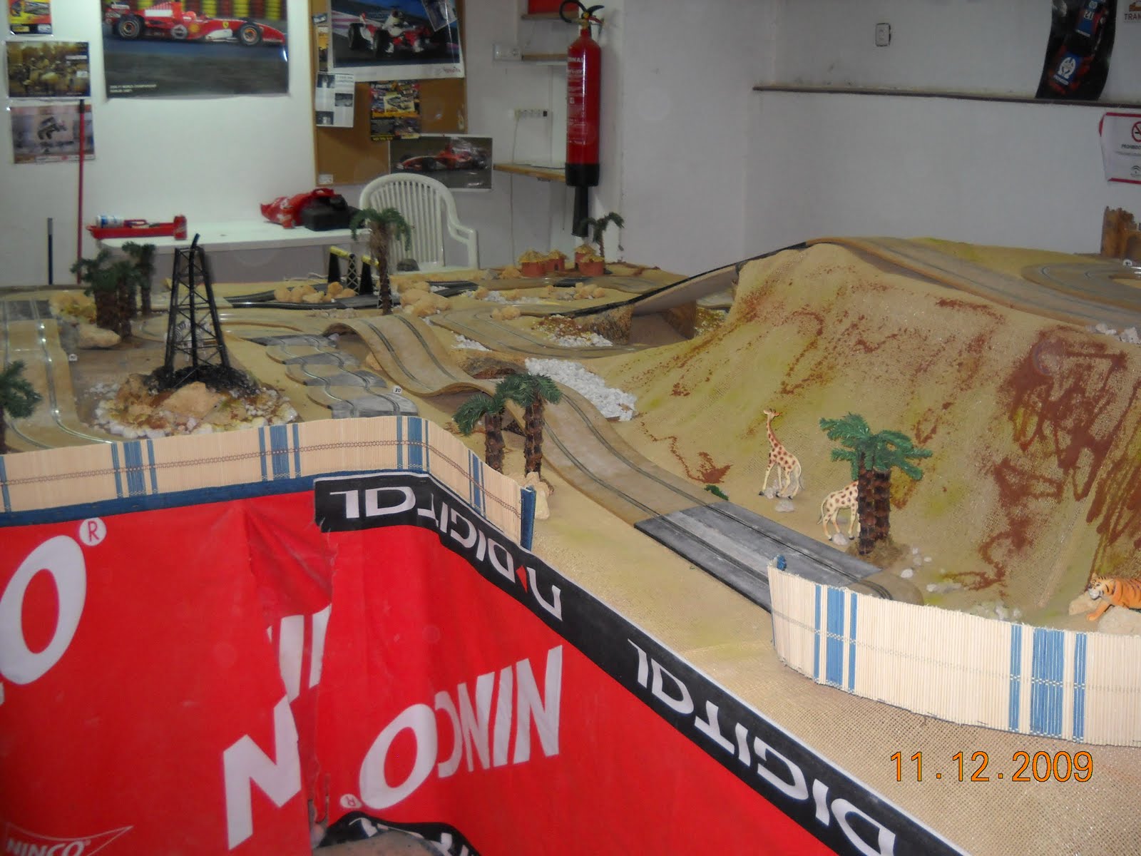 [DSCN0099.JPG]