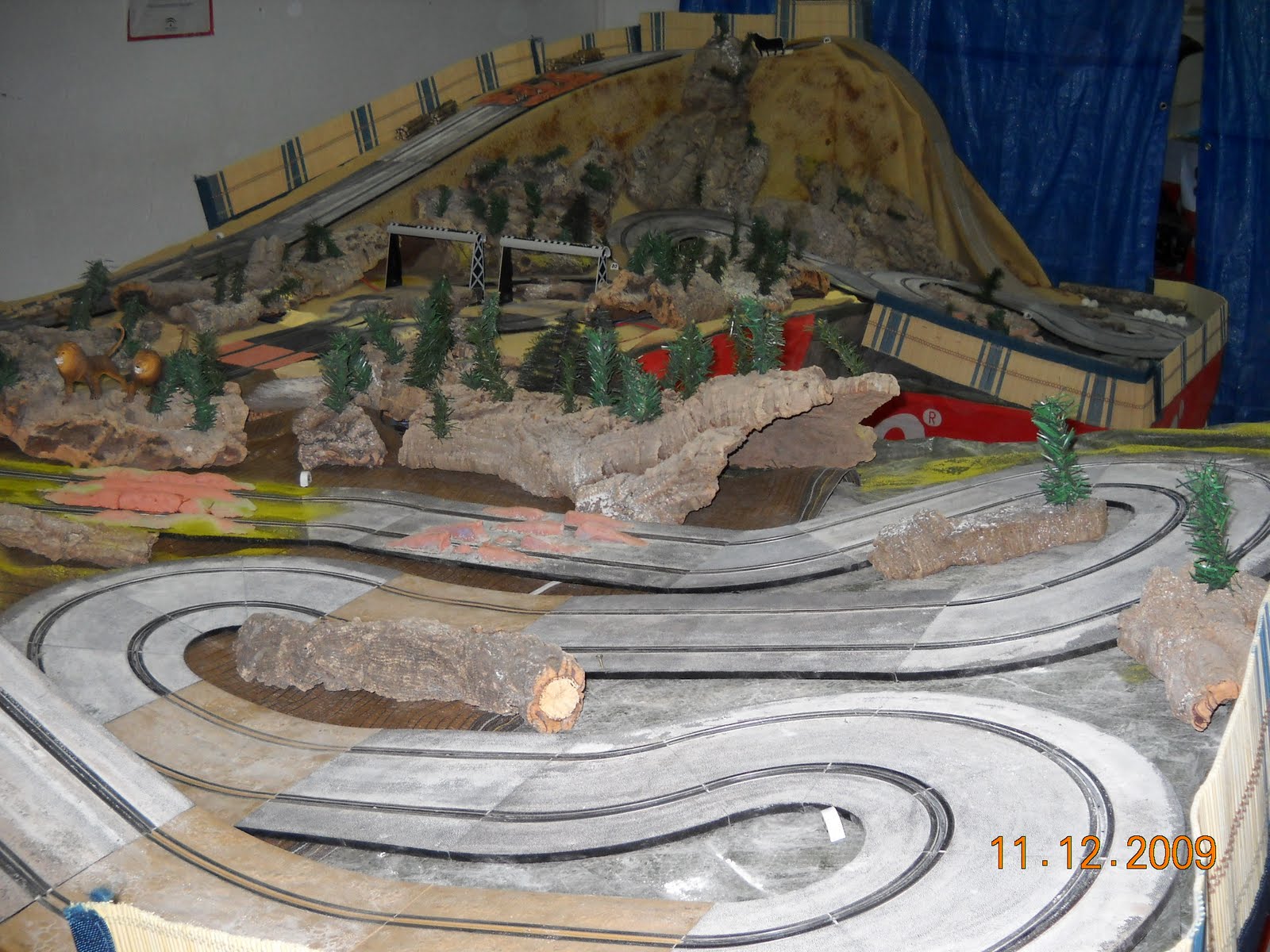 [DSCN0101.JPG]