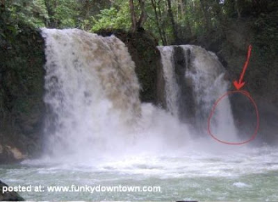 flash+flood+at+bohol+waterfall+7.JPG
