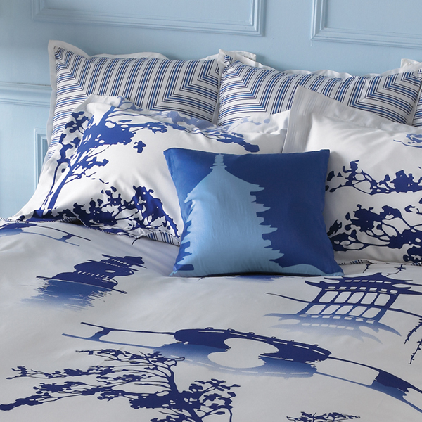 синий цвет в интерьере. Blue n white. Converse hybrid world pinstripe tee. Main stripe big перевод. синий фон минимализм.