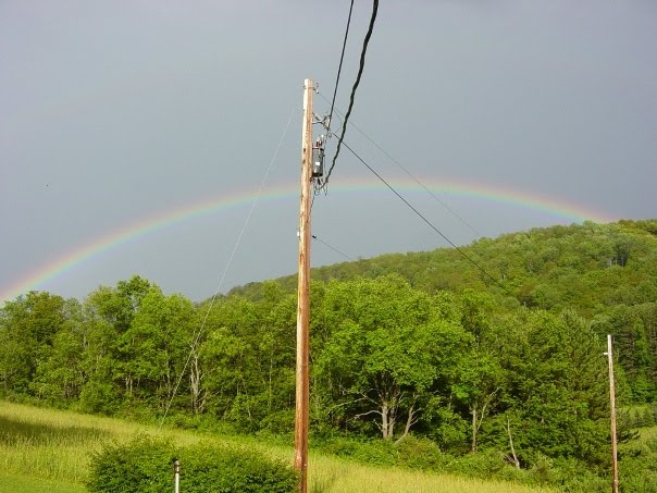 http://2.bp.blogspot.com/_Ah1YLDg8Hfg/TCztCEqXLsI/AAAAAAAAPiE/ADx7ruARNyU/s1600/Tonya%27s+Rainbow.jpg