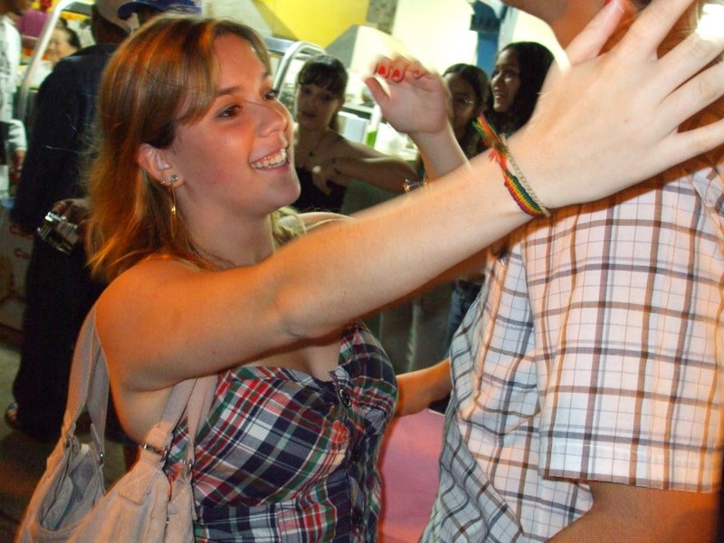 [free+hugs-+paulo+e+Ana+luisa.jpg]