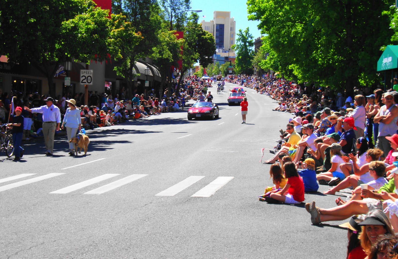 DEUTSCH ADVENTURES 4th of July Parade in Ashland
