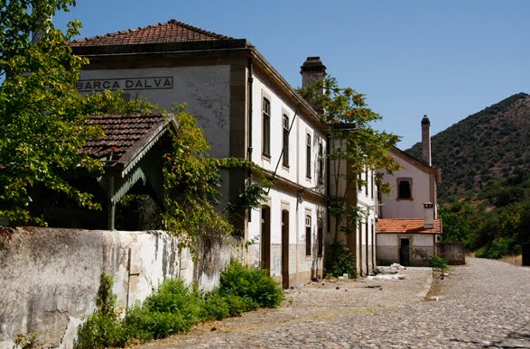 [Barca-D'Alva-007.jpg]