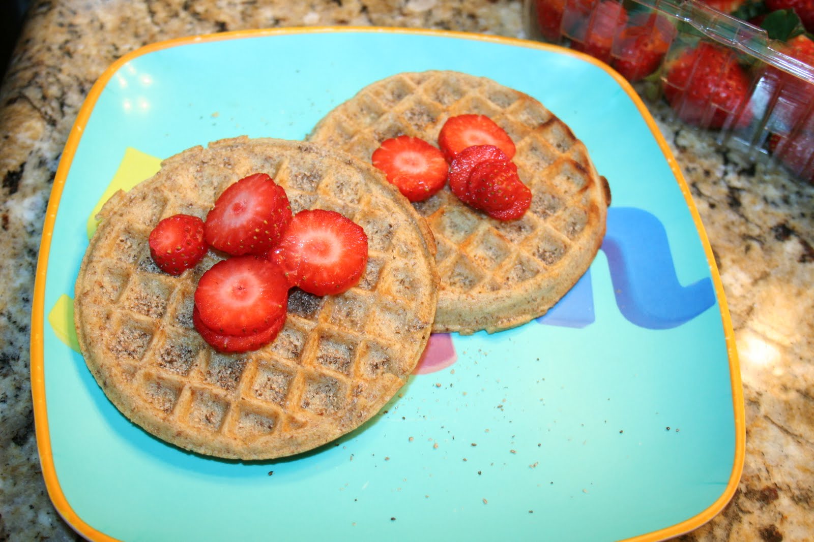 MilaKids Nutrigrain Cinnamon Eggo Waffles