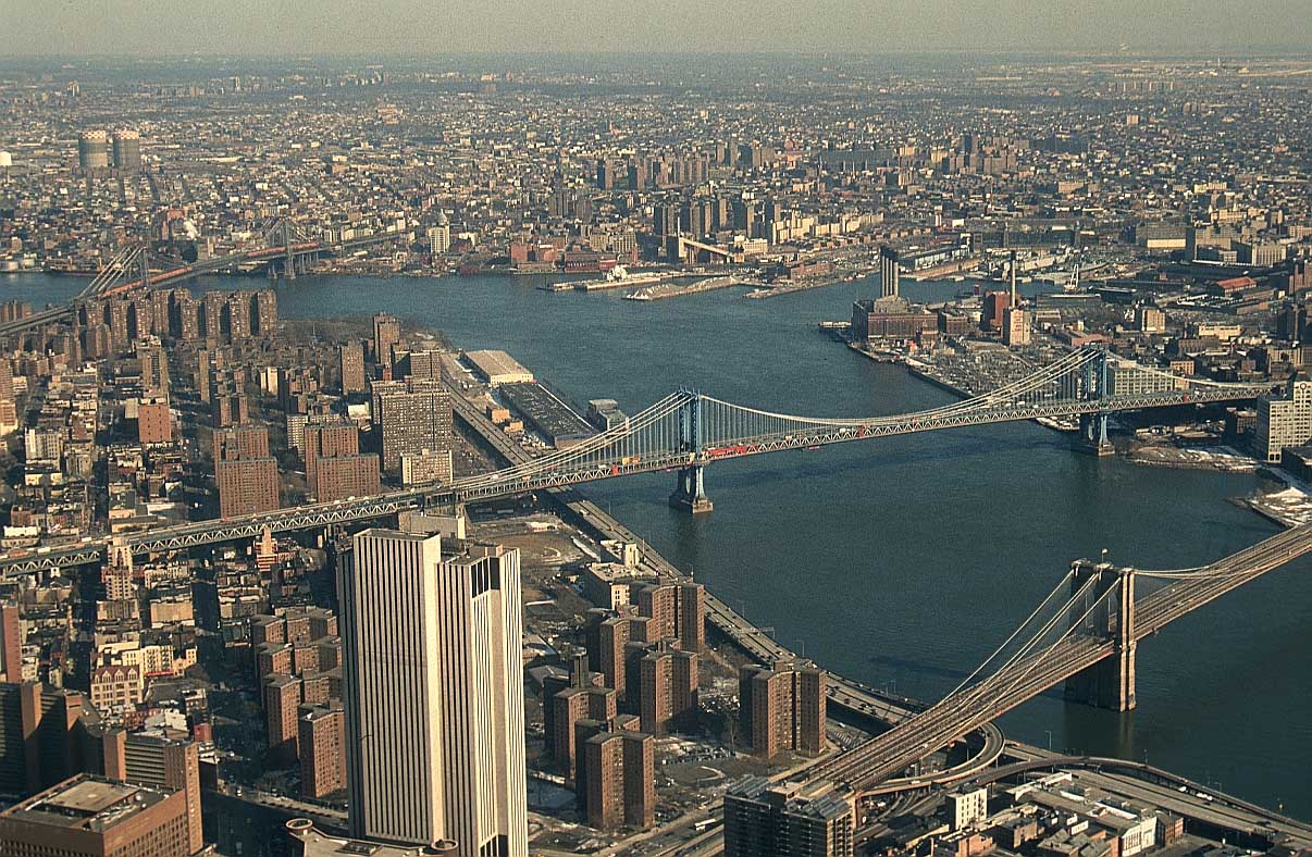 New york is one of the largest cities in the world with a population фото 24