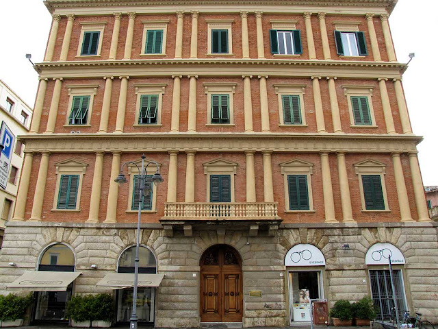 Palazzo Rosso, piazza Cavour, Livorno