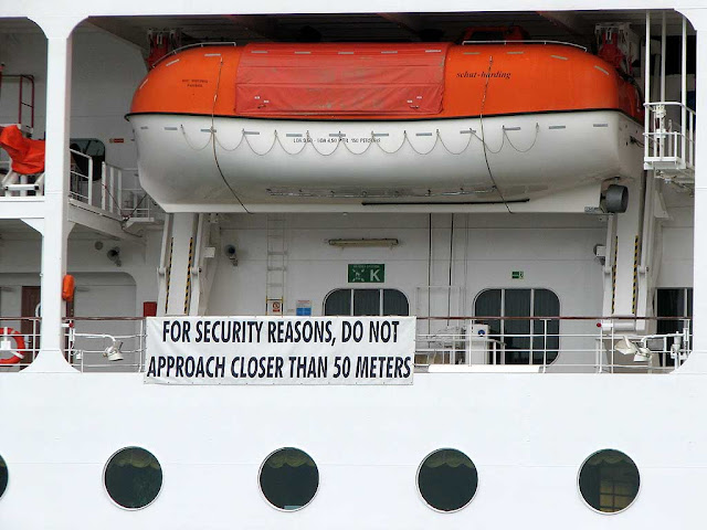 MSC Sinfonia pirates warning