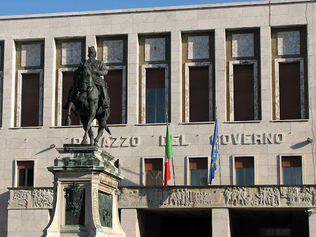 Equestrian statue of Vittorio Emanuele II by Augusto Rivalta, Livorno