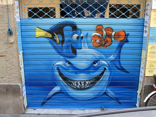 Seafood shop in Borgo dei Cappuccini, Livorno