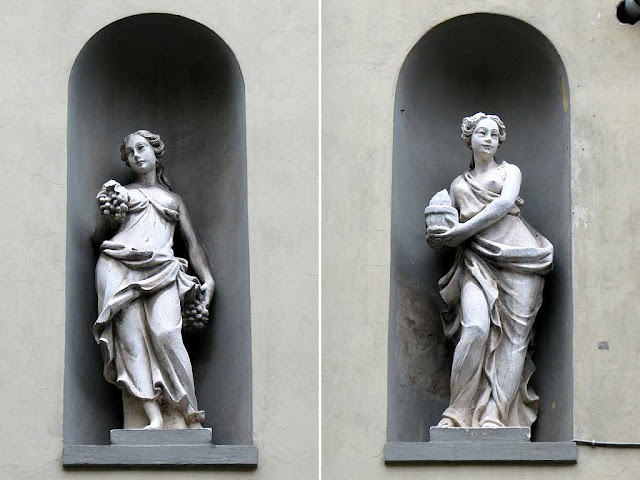 Statues of the four seasons, corso Amedeo, Livorno