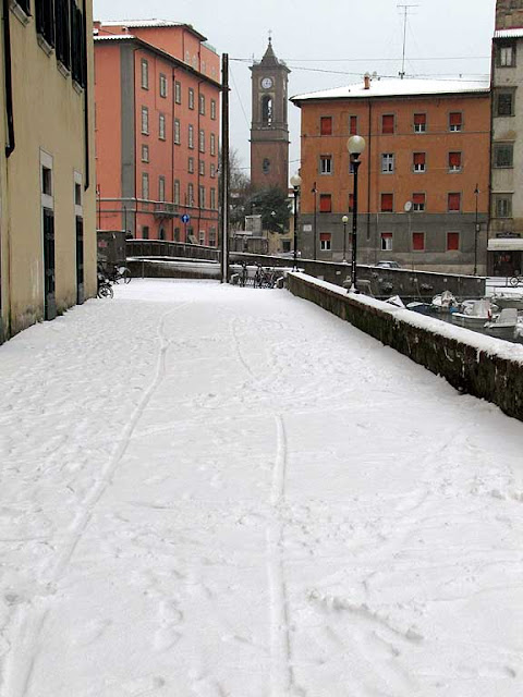 Scali degli Isolotti, snow, Livorno