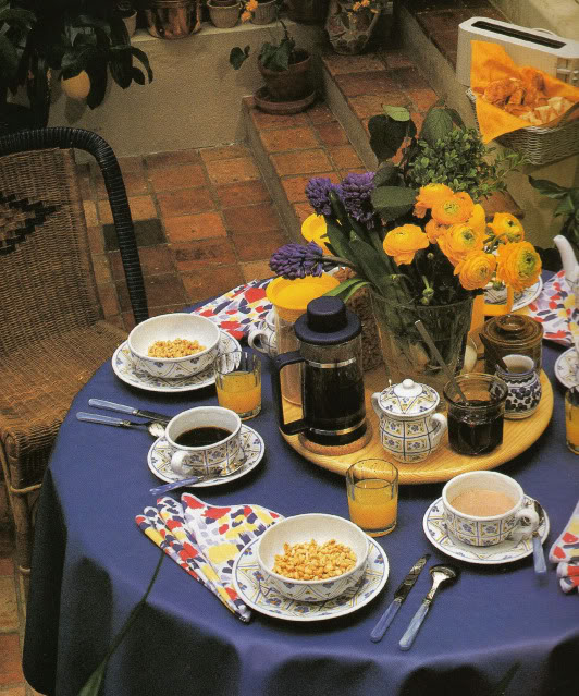 [FrenchTableSettingsforDreamGodde-1.jpg]