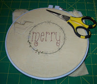 free Christmas stitchery that says merry