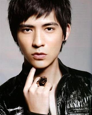 More About Vic Zhou: Vic Zhou, From Prince to Prick