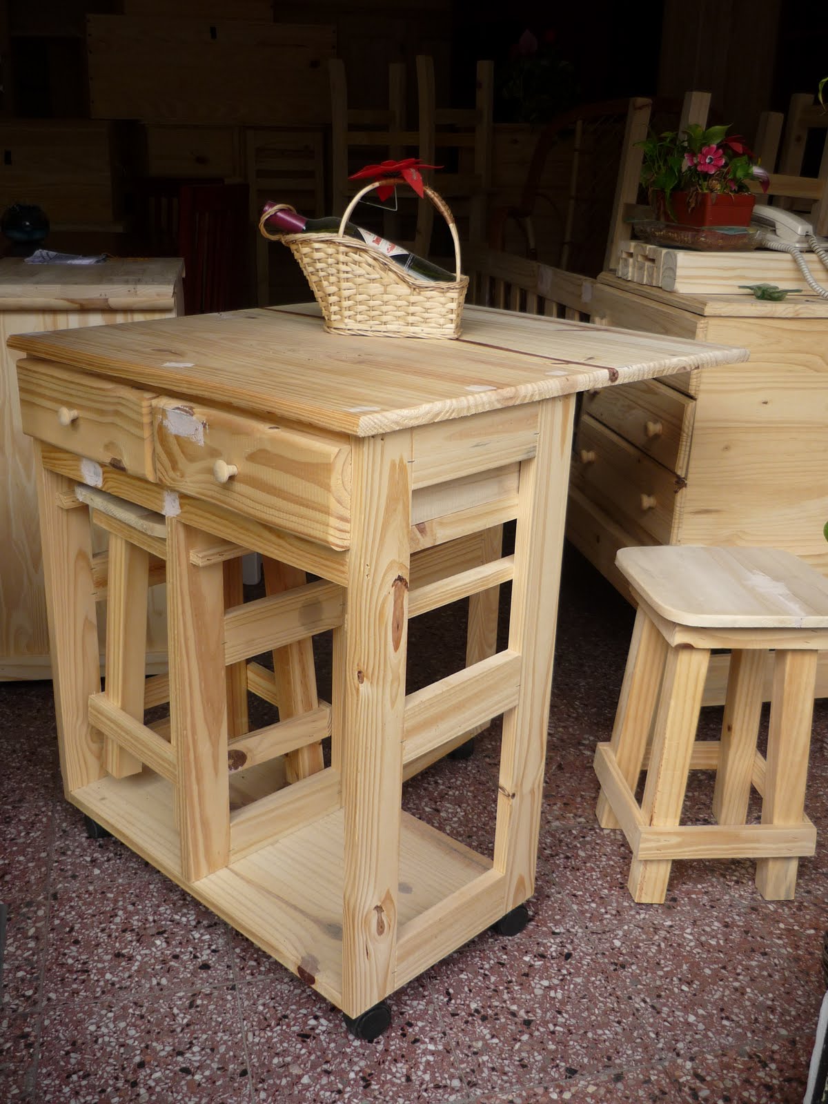 HyA - MUEBLES DE PINO: Cocina/Comedor