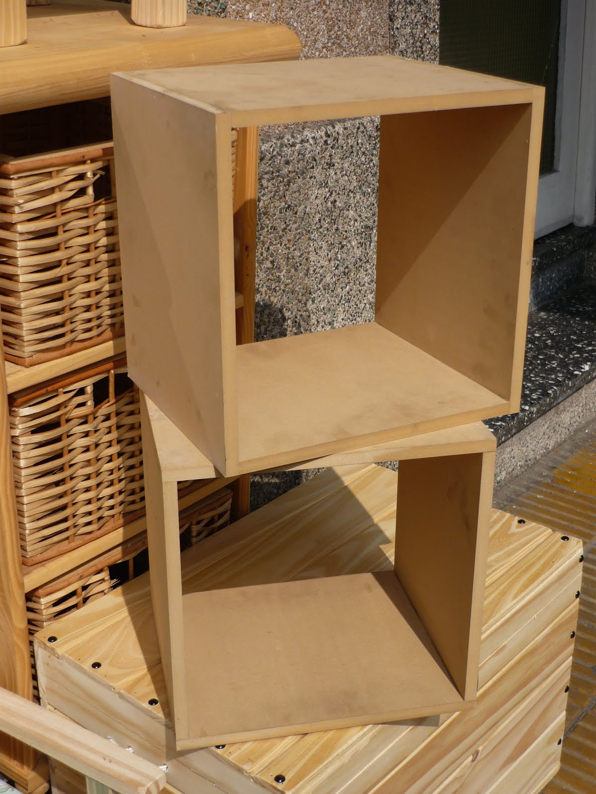 HyA - MUEBLES DE PINO: Linea Infantil