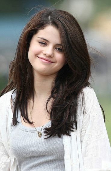 haircuts-for-short-hair-selena-gomez-short-hairstyles