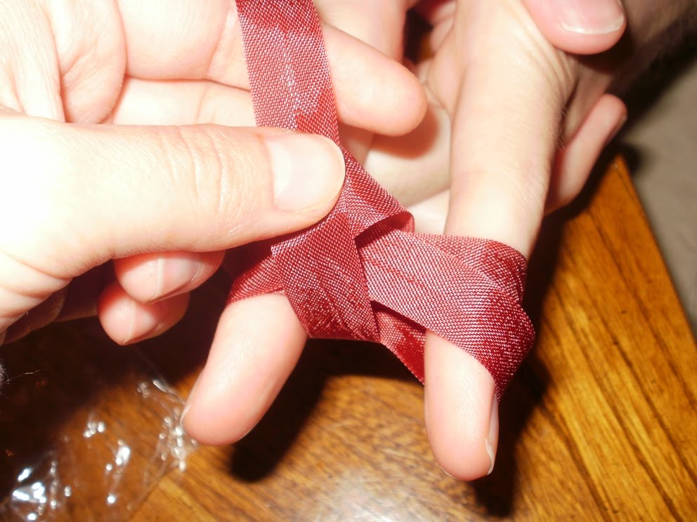 Creativity Within : Double Loop Ribbon Tutorial