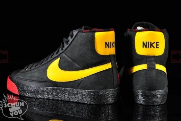 nike blazer black red
