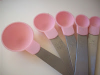 PAWONIKE - this is my kitchen rules...: Measuring Cups n Spoons