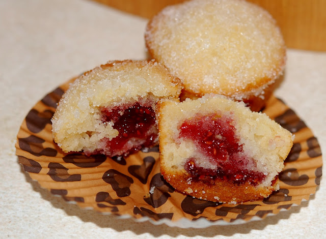 doughnut jelly muffins