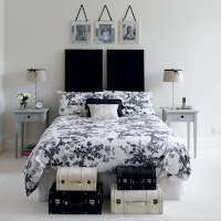 Black+and+white+bedroom.jpg