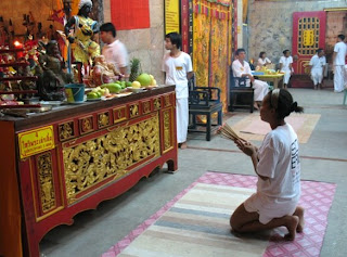 Prayers in Kathu Shrine