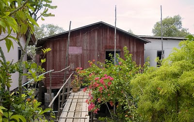 House on the road near Laem Hin Seafood