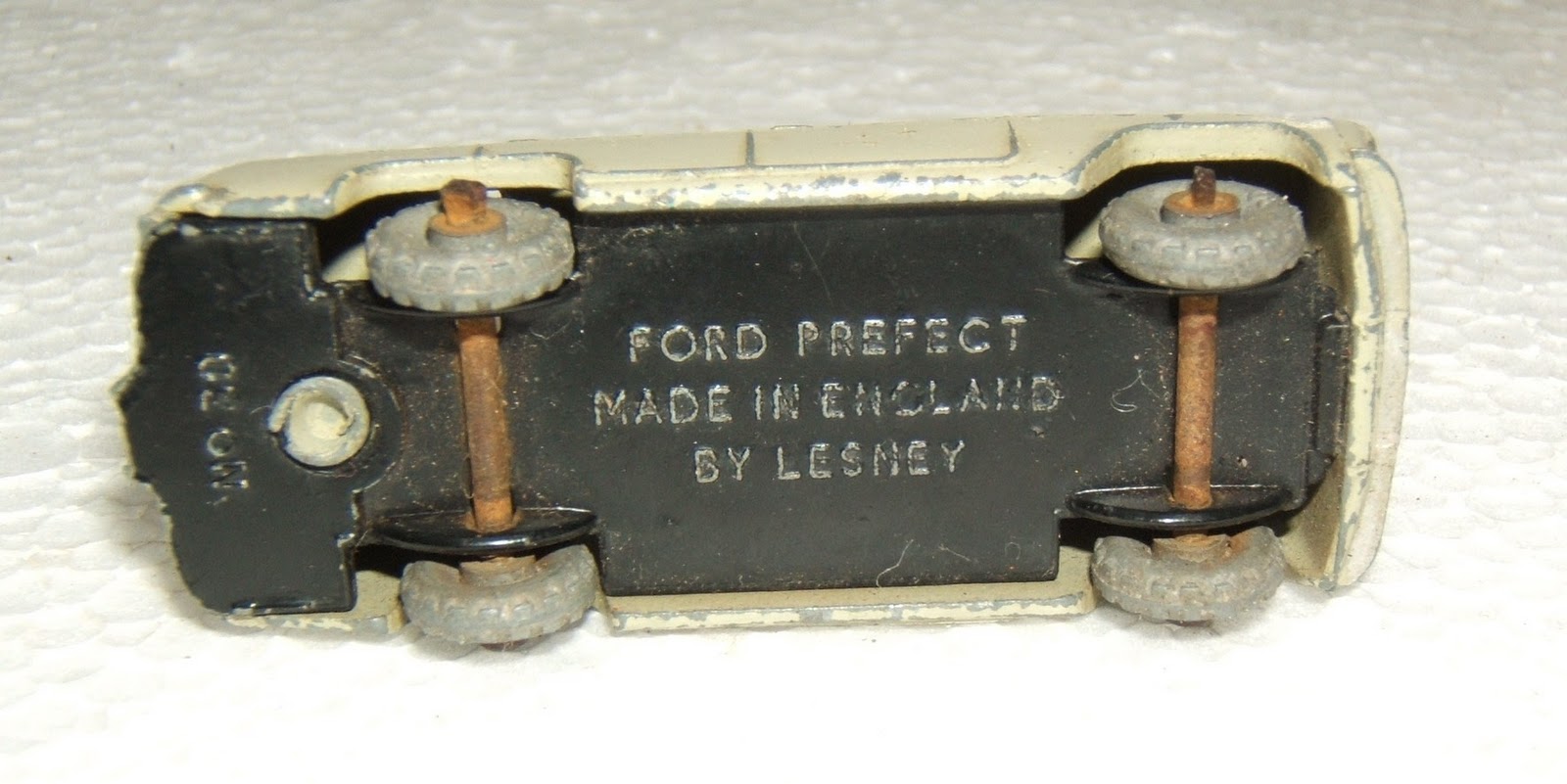 MM2010e Gallery: 49 Matchbox Ford Prefect No 30