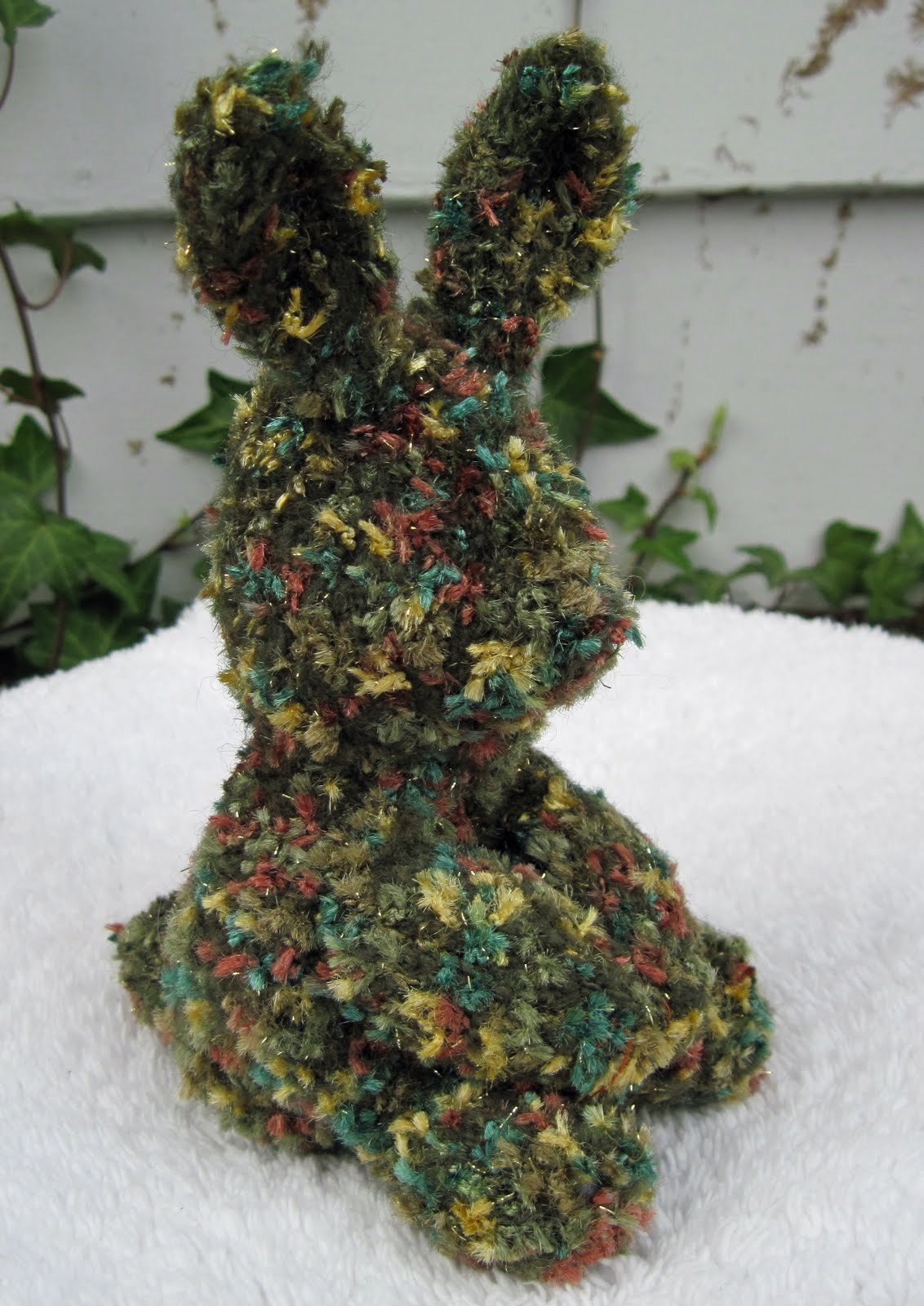 [topiaryrabbitf.jpg]