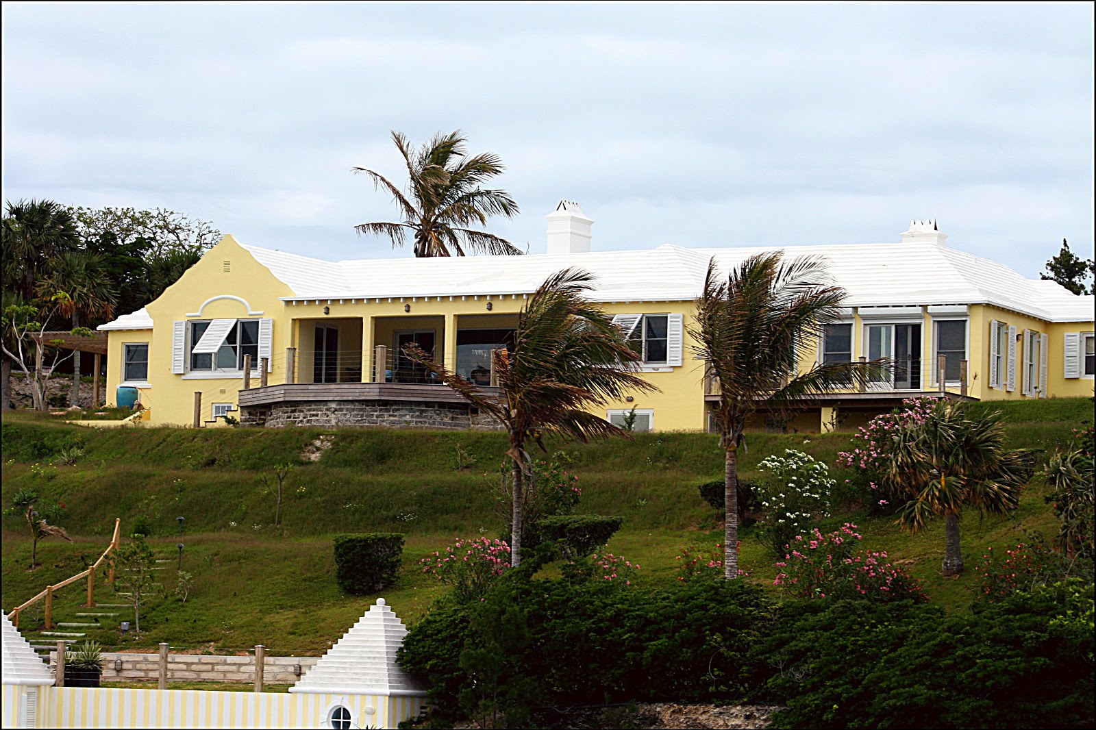 Housepeepers BERMUDA HOUSES