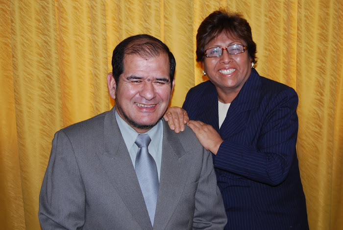 Pastores Luis y Marina Meléndez