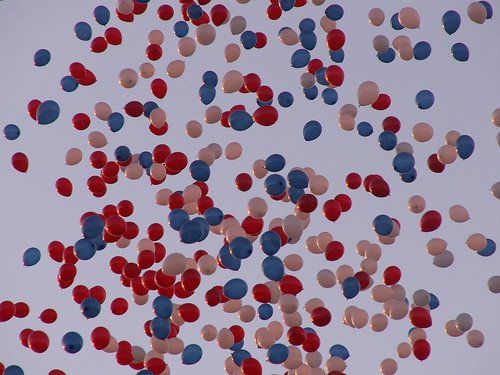 [lots+of+balloons]