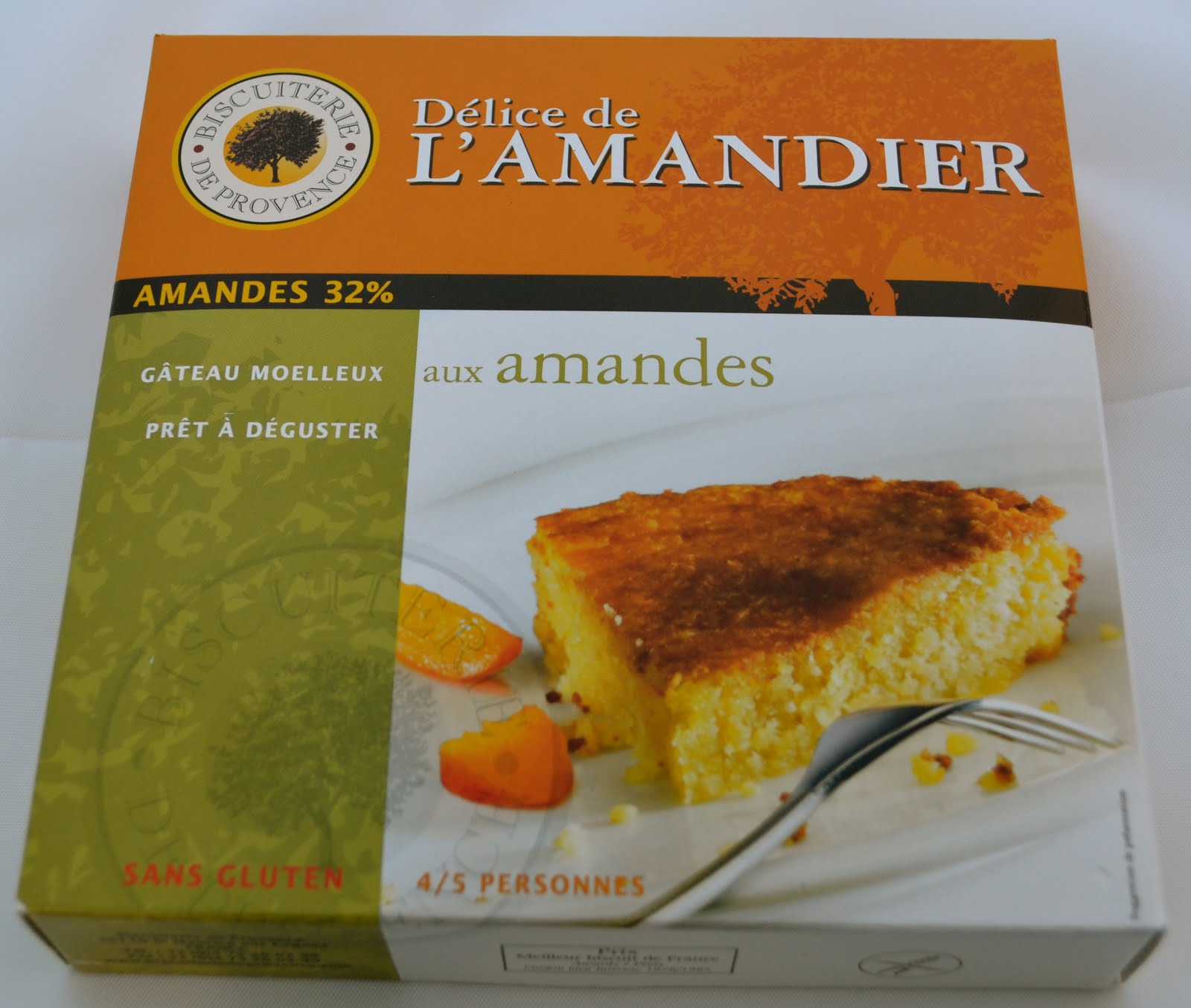 LOLA LOBATO DELICE DE L' AMANDIER