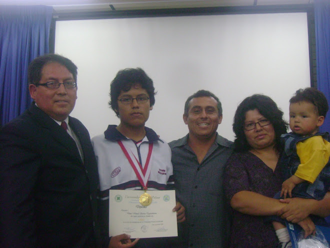 1ª MEDALLA DE ORO Y PRIMER PUESTO  EN LA V OLIMPIADA PERUANA DE BIOLOGIA O.P.B. 2010