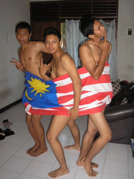 JALANG GAY = JALUR GEMILANG GAY