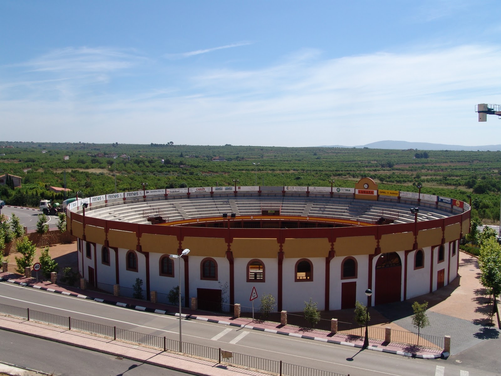 Toro, Torero y Afición: Plaza de toros de Vall d'Alba, Castellón